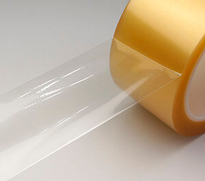 ゴム系粘着剤を使ったクリーンルーム用OPPテープは、アウトガスが少なく紙粉や異物が出ない低発塵の梱包・包装用の接着テープです。 クリーンルーム用OPP包装テープの詳細写真です。プラスチック樹脂の紙管(プラコア)を使用しており、紙粉や異物が出ません。