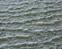 鉄板（縞鋼板）・コンクリート・木材・タイルなどのすべり止めペンキ塗料です。溶剤を使用したタイプです。フォークリフト・自動車・ダンプトラック・自転車・歩行者の滑り止め/スリップ防止に。