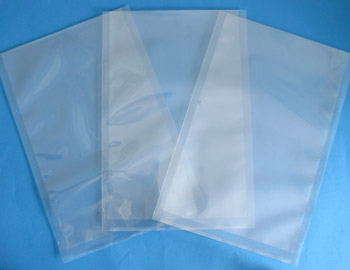 クリーンルーム用防湿・酸素透過防止の透明袋ハイバリヤー/バリアー透明袋です。クリーン洗浄品/クリーンパック品です。